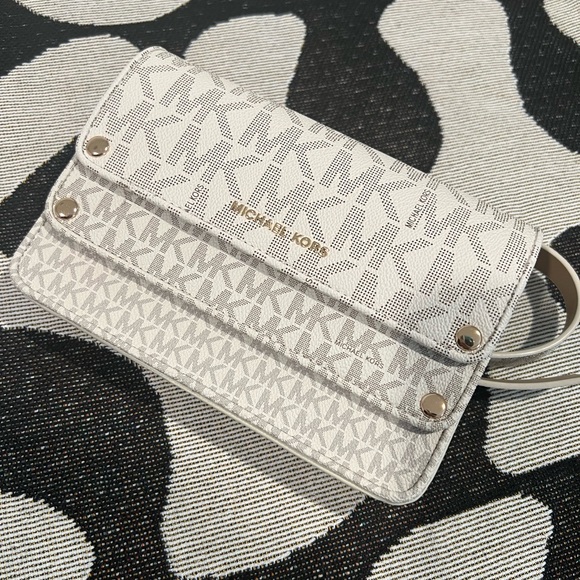 SOLD! - Picture 5 of 8